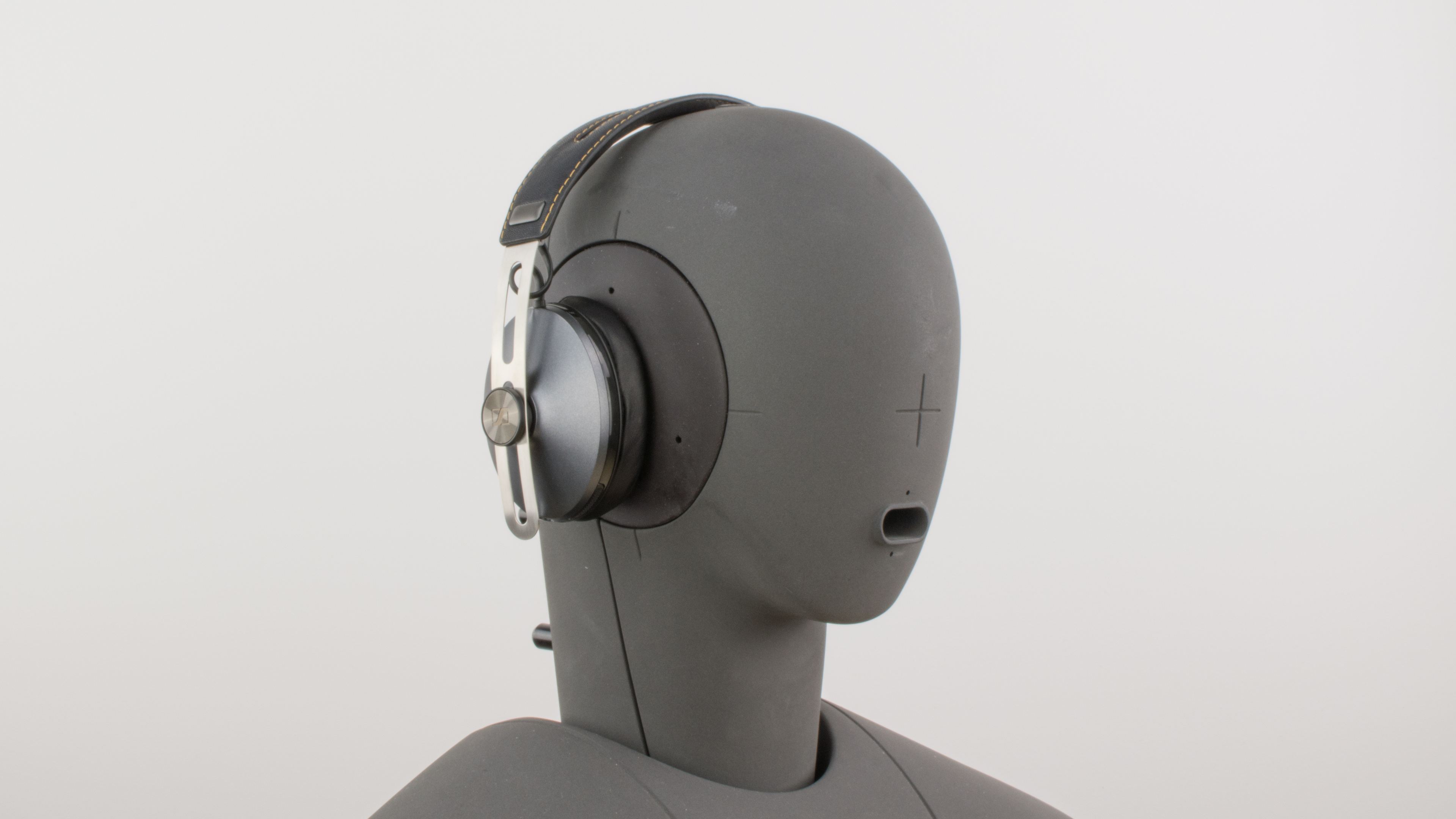 sennheiser momentum 2.0 on ear wireless headphones review